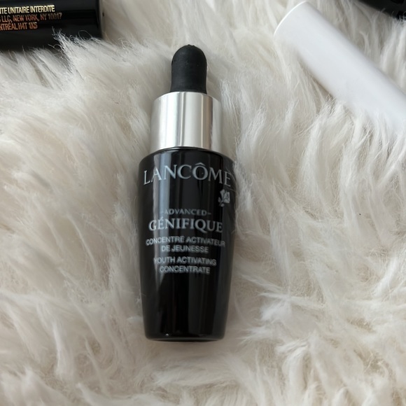 New Lancôme Sample Makeup Set - Picture 5 of 6